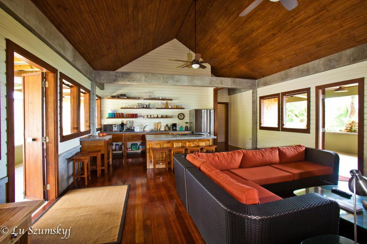 Pagua Bay House - Oceanfront Cabana'S Marigot ภายนอก รูปภาพ